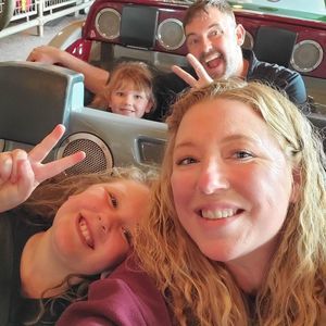 Meet your Posher, Carla